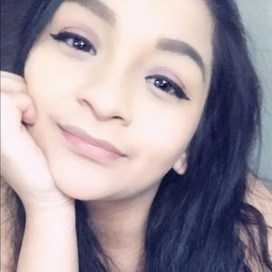 Meet your Posher, Kara